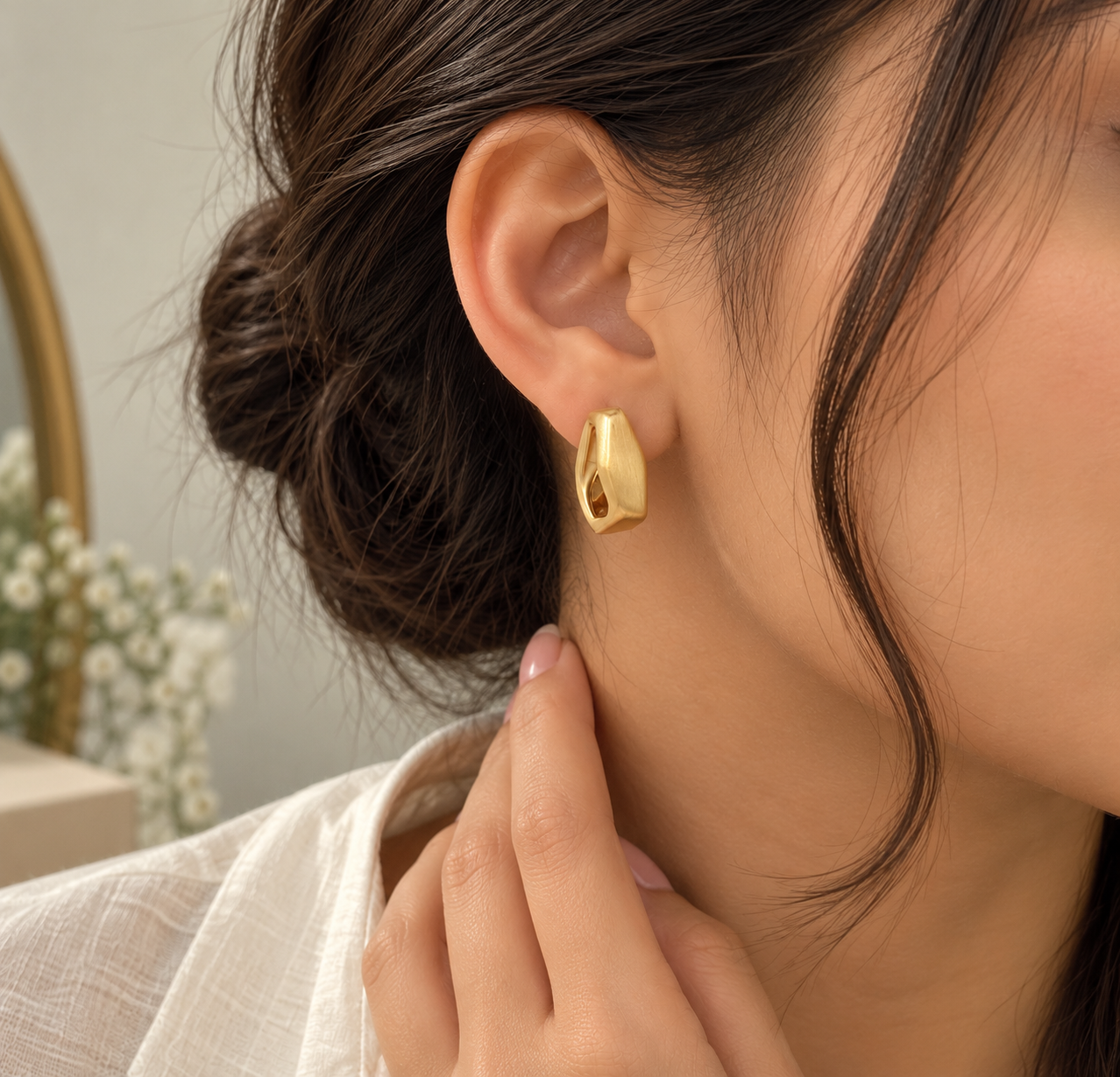 Sleek Stud Earrings - Image 2